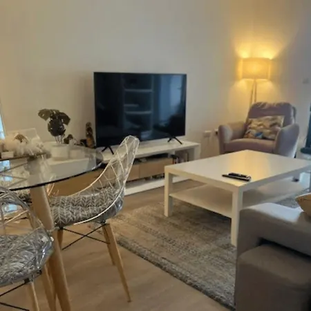 Cosy Rent Place Des Halles Apartamento *