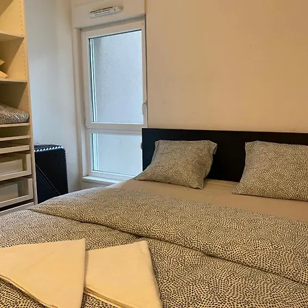 Cosy Rent Place Des Halles Apartment